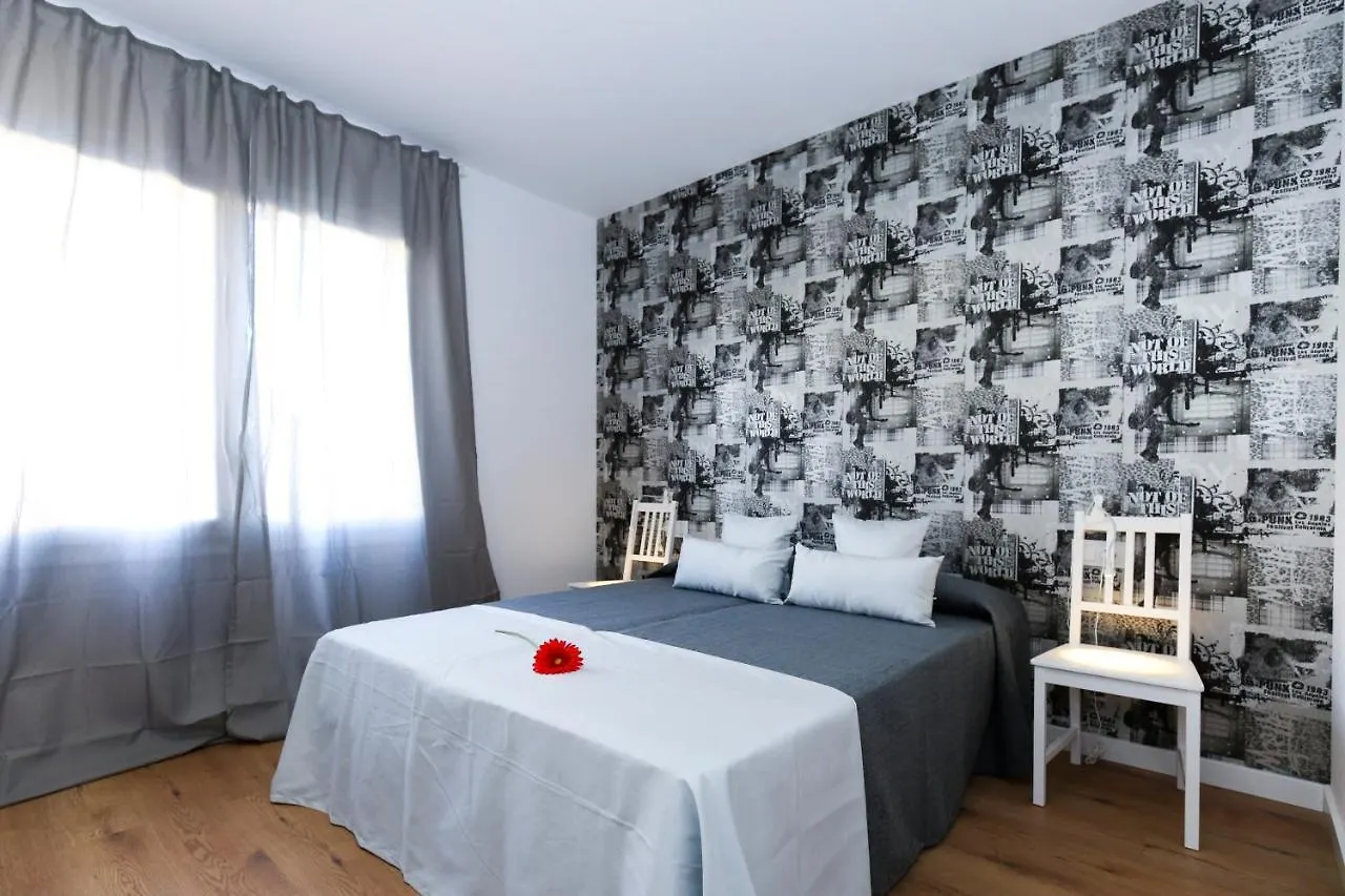 Vilanova Pool Apartman Salou
